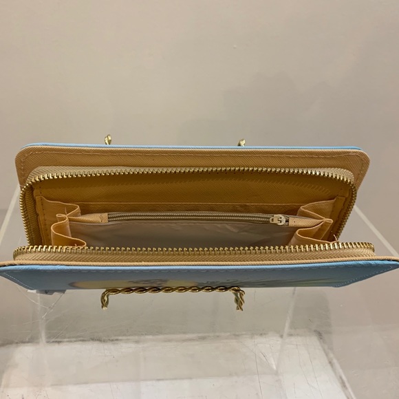 Pineapple Wallet - Picture 10 of 13